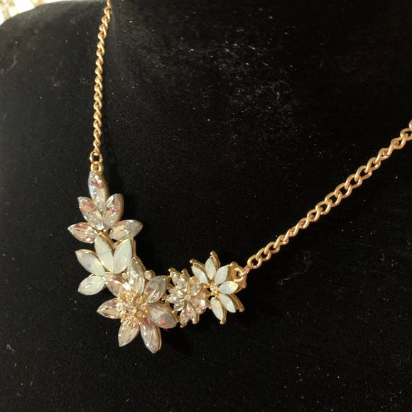 Ballet Stones & Crystal Flower Collar Necklace - Picture 2 of 6